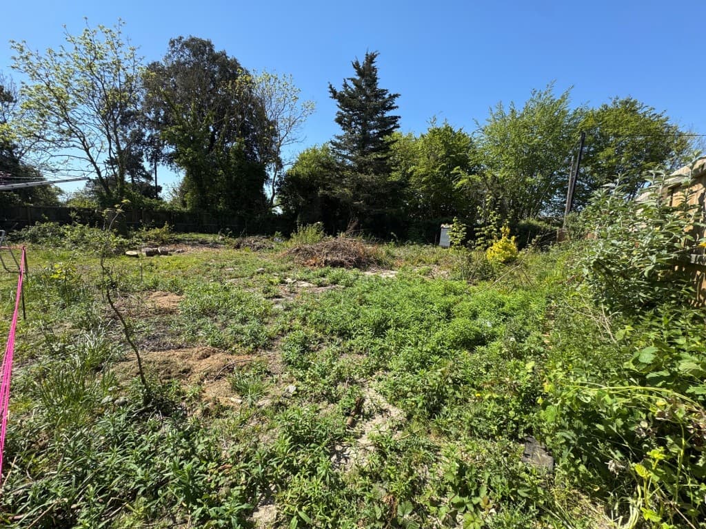 Freehold Site In Semi-Rural Location With Planning For A Detached Dwelling