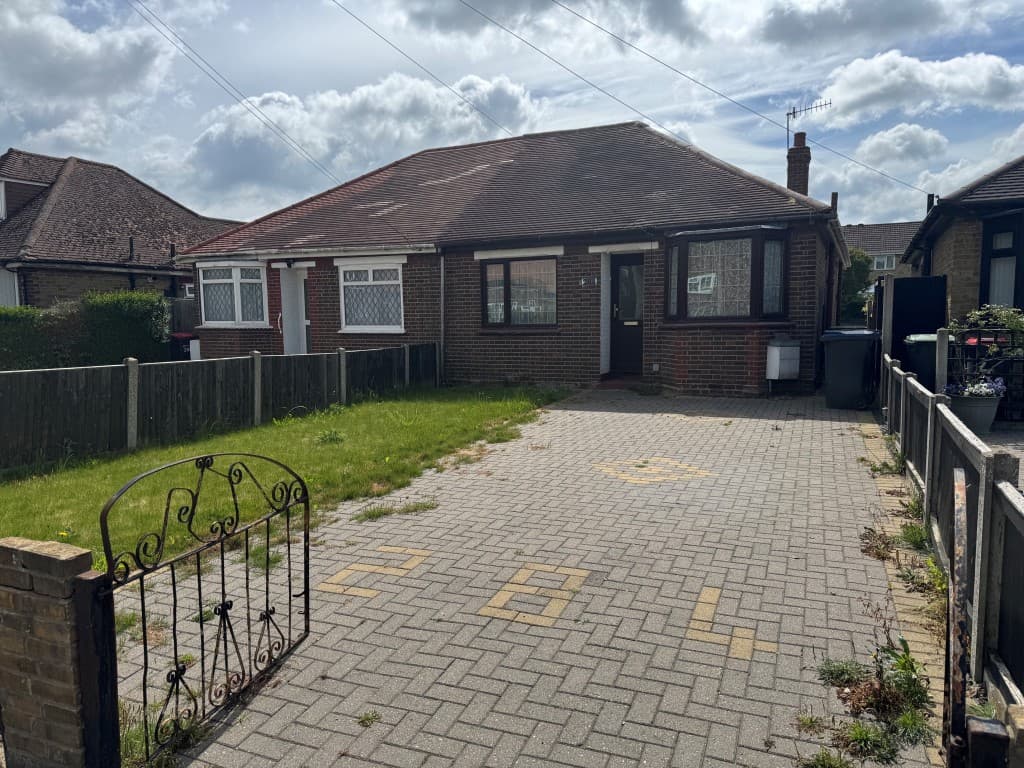 Three-Bedroom Semi-Detached Bungalow With Parking