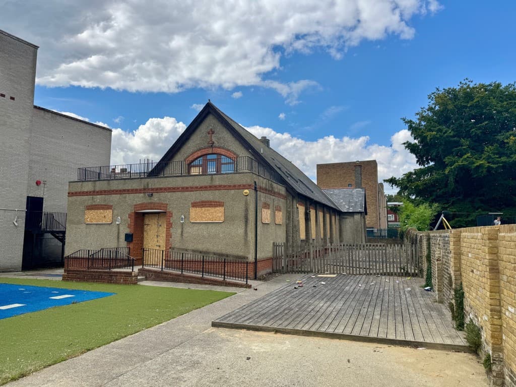 Former Dance Studio And Two-Bedroom Flat