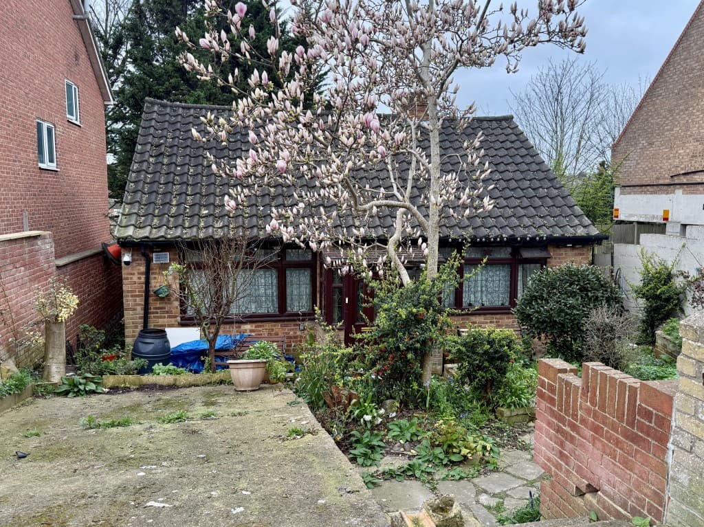 Detached Bungalow For Improvement