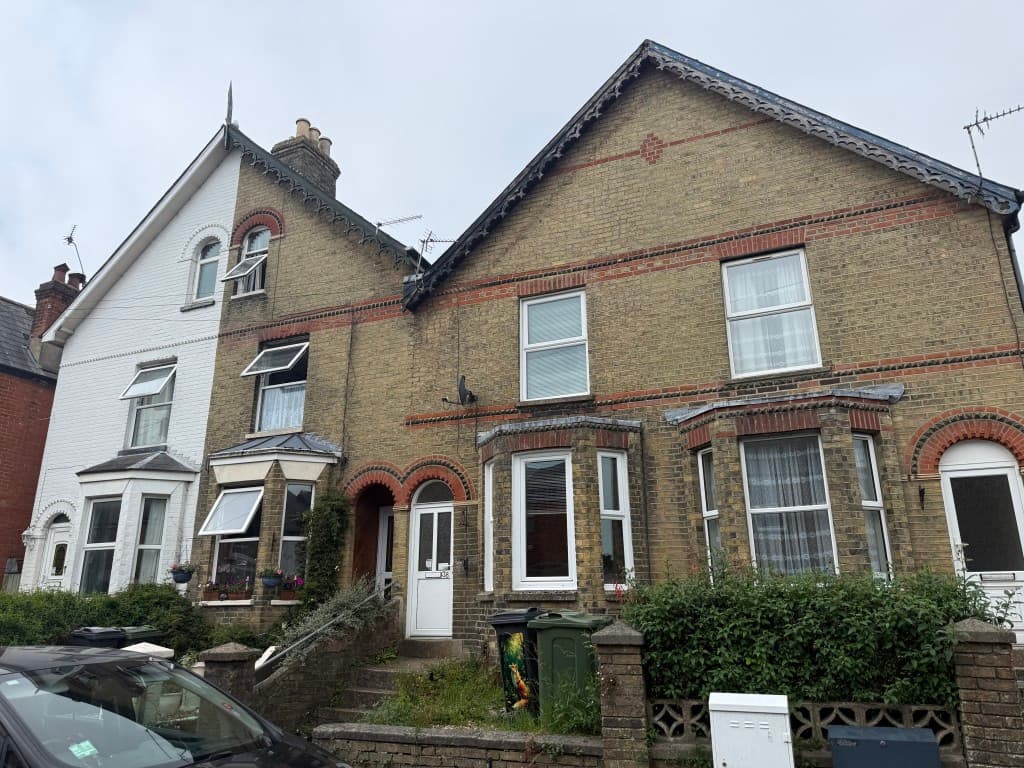 Freehold Two-Bedroom House In Need Of Improvement