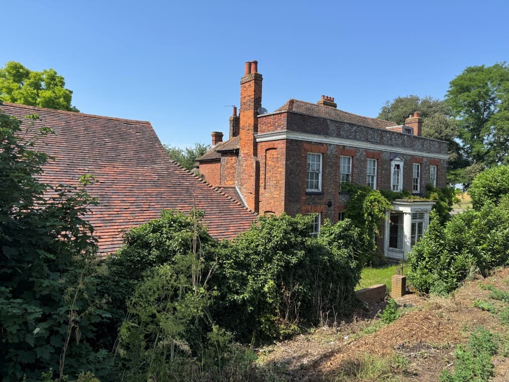 Freehold Detached Period Farmhouse, Studio Apartment Over Quadruple Garage - Residential Investment