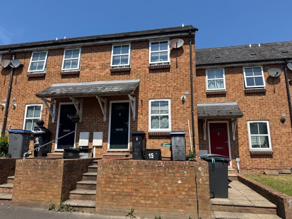 Modern Freehold Two-Bedroom Terrace House For Investment