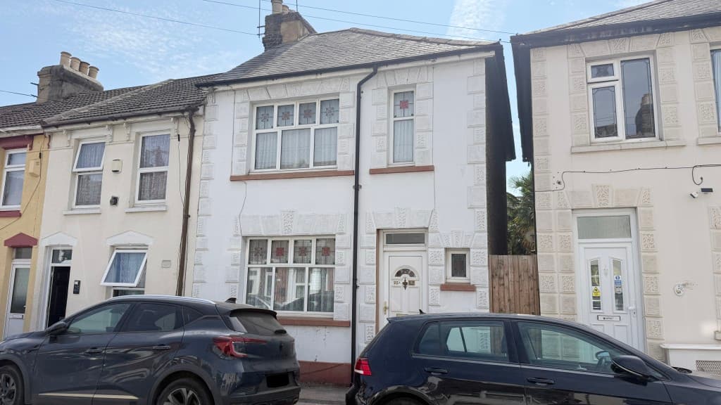 End-Terrace House Requiring Refurbishment
