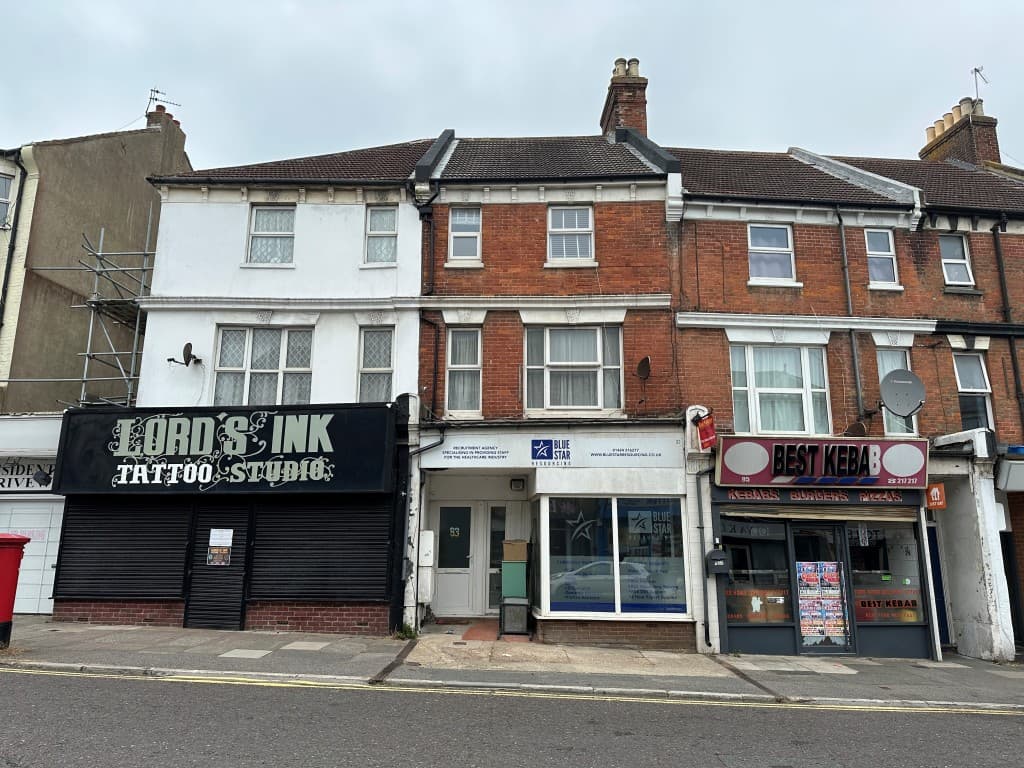 Commercial Unit With Freehold Of Block