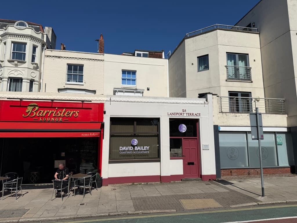 Substantial Freehold Commercial Premises For Occupation Or Redevelopment