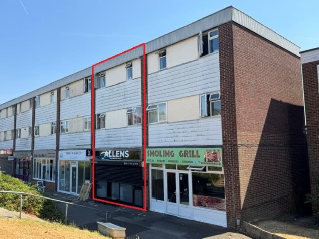 Freehold Four Storey Mixed Commercial And Residential Investment