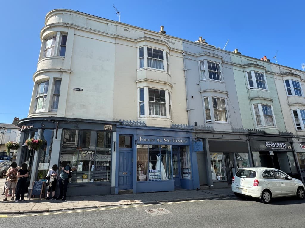 Ground Floor Commercial Unit And Lower Floor Workshop Previously In Use As A Residential Flat