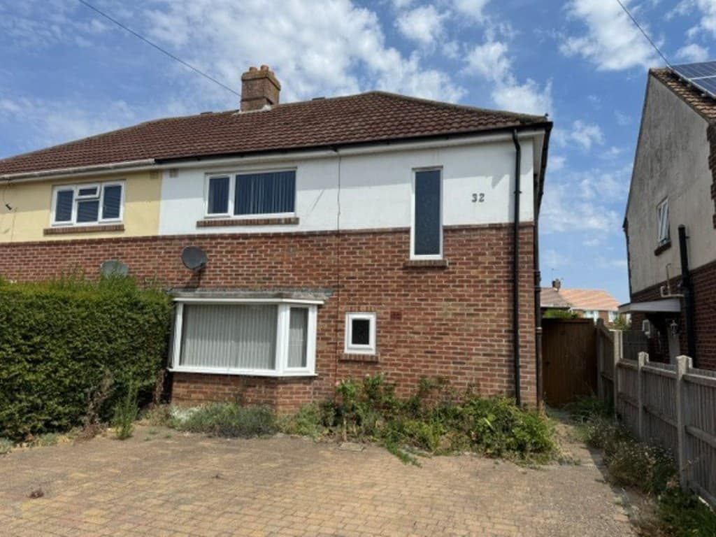 House With Structural Issues For Improvement