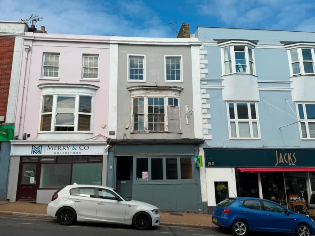 Vacant Four Storey Freehold Town Centre Building With Potential