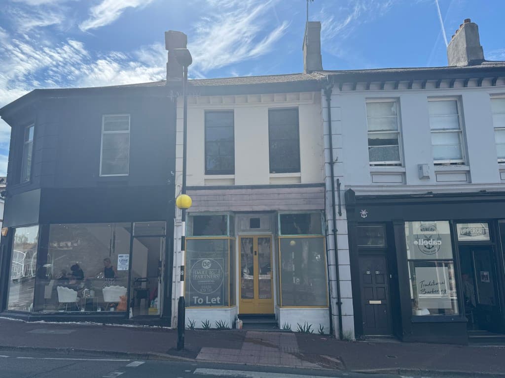 Commercial Property For Investment Or Occupation In Popular Location