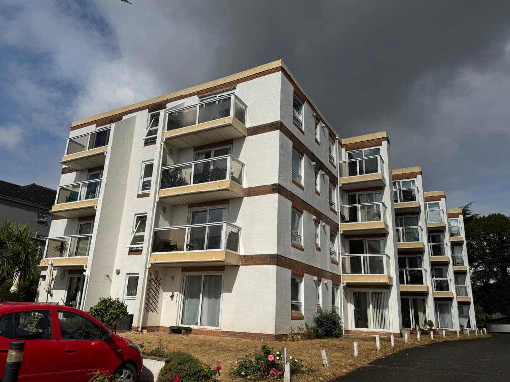 Retirement Apartment With Sea Views