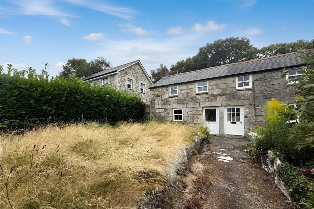 Semi-Detached Cottage For Updating