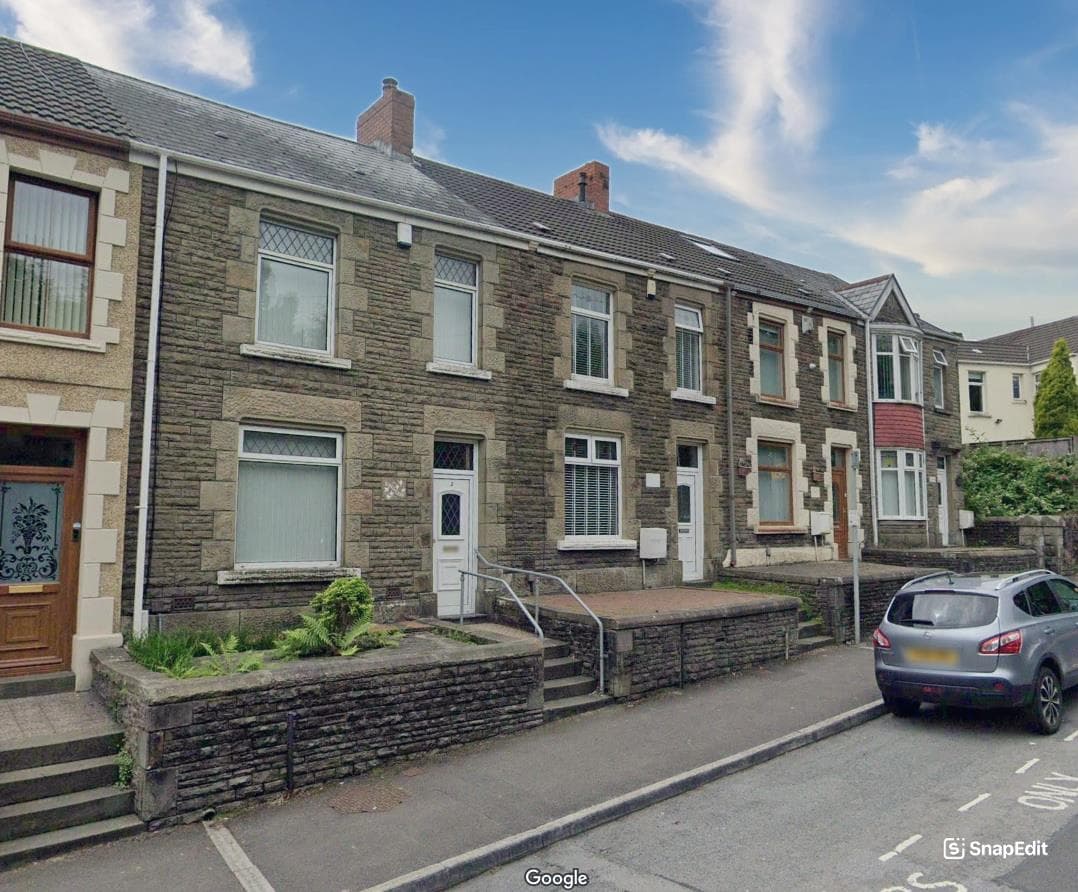 Traditional Mid-Terrace Property in Landore