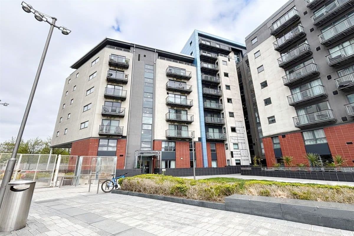 2 Bedroom Flat